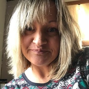 Meet your Posher, Connie